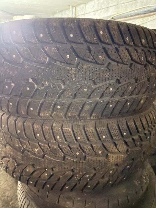 Hifly Win-Turi 215 285/45 R22 114 T с шипами