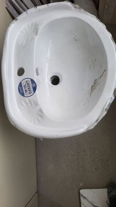 Раковина  стойкой