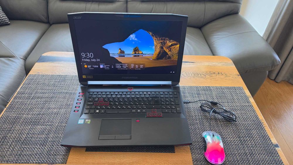 Acer Predator 17 G9-791 / i7 / 16GB / GTX 970M / SSD + HDD + пълен комплект