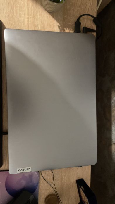 Vand laptop LENOVO Ideapad 3