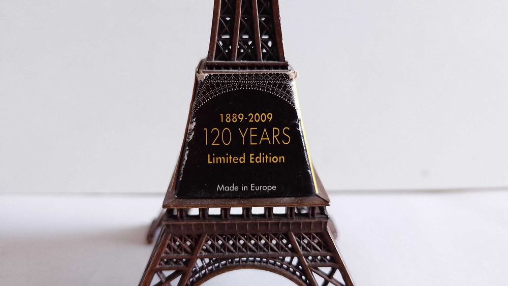 Метални Айфелови Кули