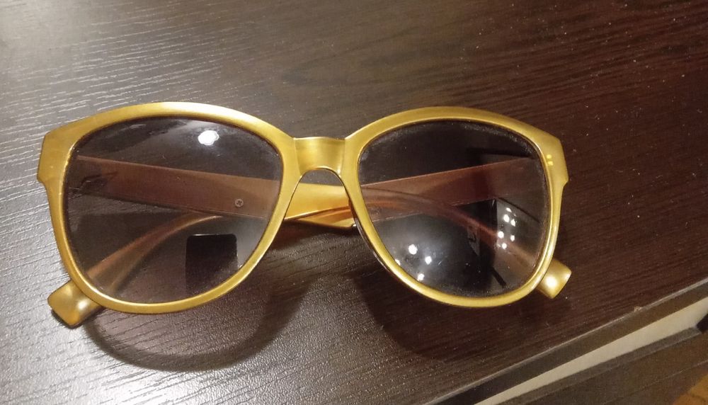 Дамски слънчеви очила