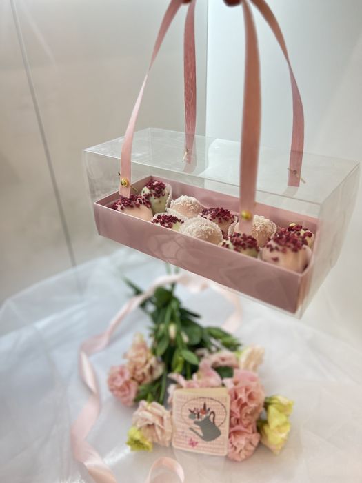 Цветы+клубника в шоколаде