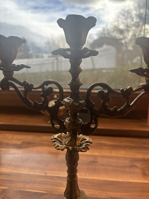 бронзов старинен свещник -3