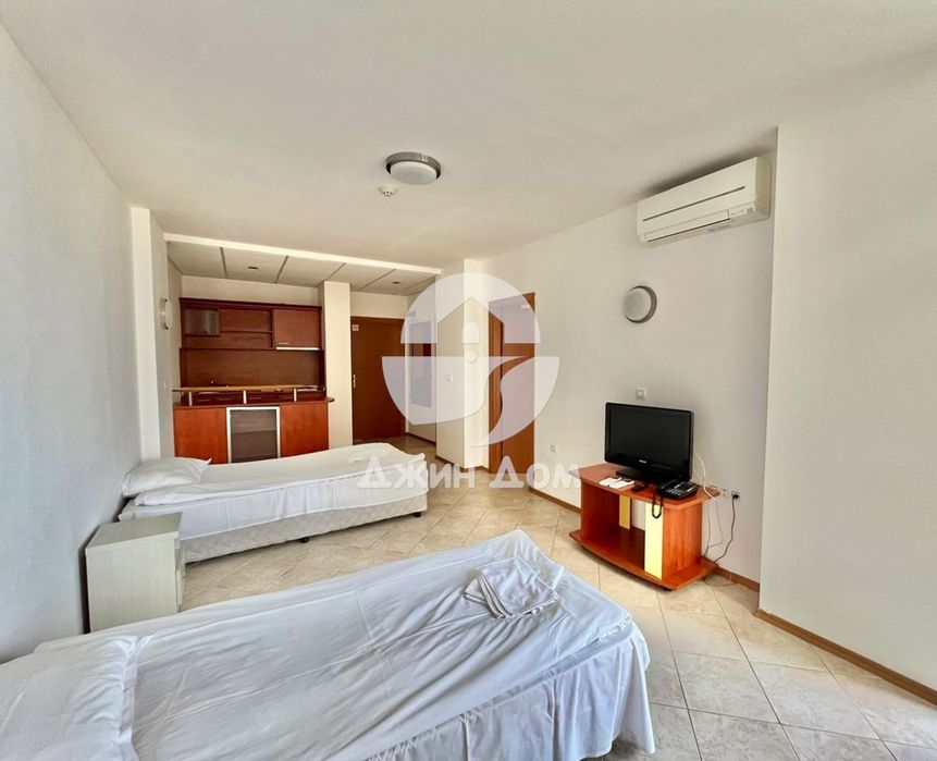 Просторен двустаен апартамент в к-с „Посейдон“, к.к Слънчев бряг