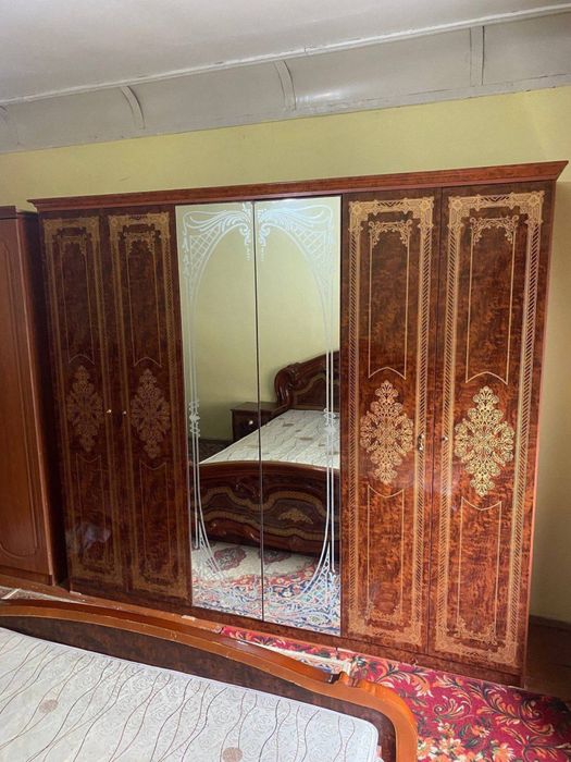 продается спальный гарнитур новый