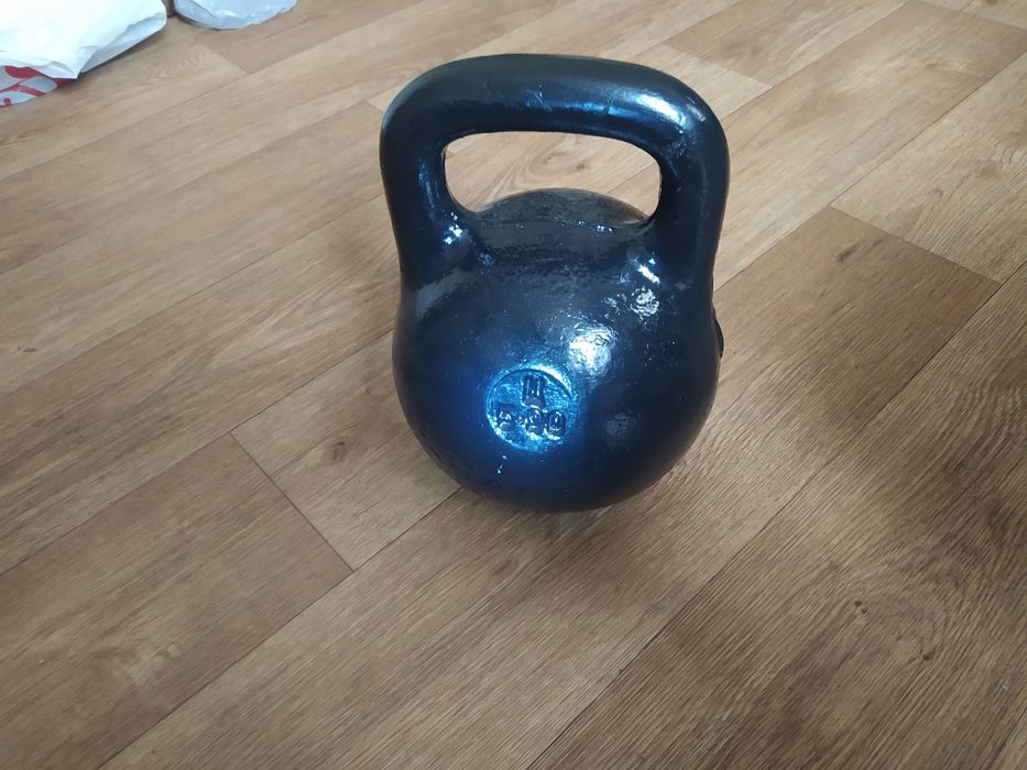 Гиря советская 16 кг.