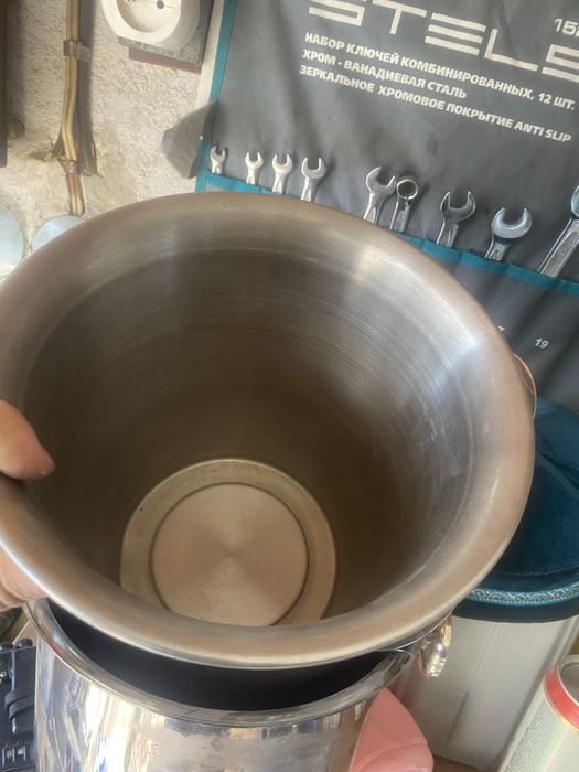 Металлические базы для цветы