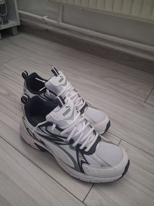 Vind adidași Puma