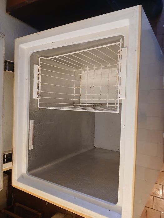 Vând  ladă frigorifica