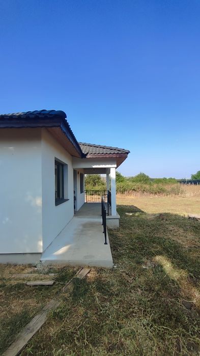 Продава се Къща в с. Желязово, Област Бургас - 82 кв.м за 854 €/кв.м - Снимка #3