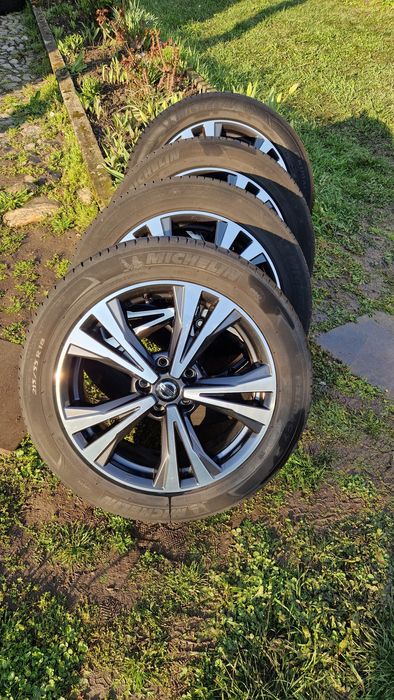 Roți vară Nissan Qashquai jante Al  R18,  X-Trail,  Murano  215 55 18