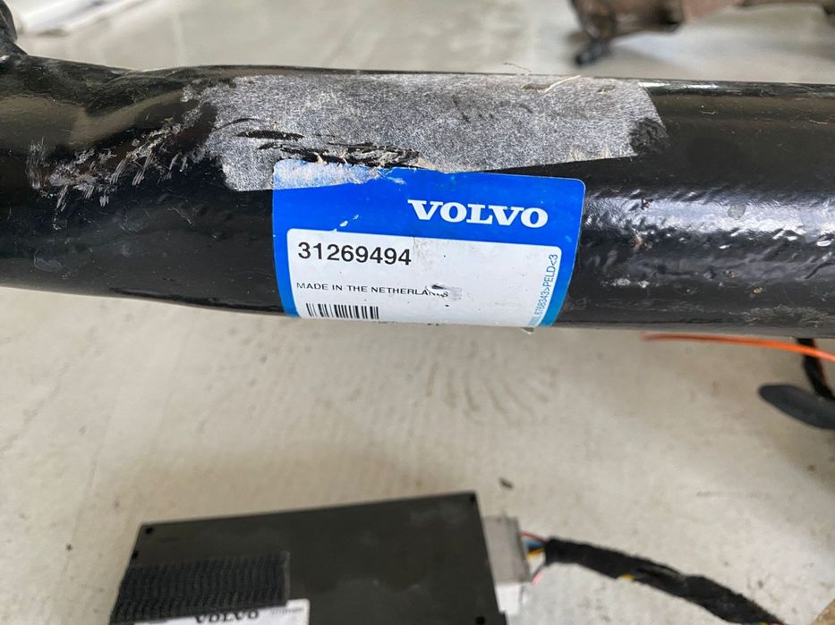 Carlig detasabil cu instalatie si modul VOLVO XC70 2008-2014 31269494 30716987  31269493 31346165