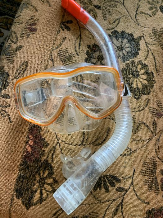 Маска для плавания с трубкой