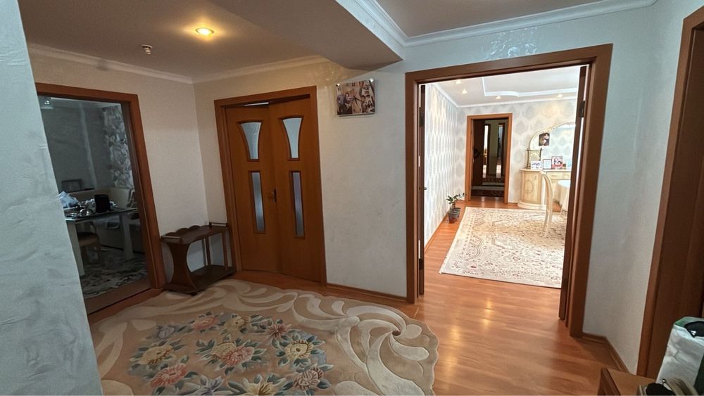 Продам квартиру в обкомовском доме