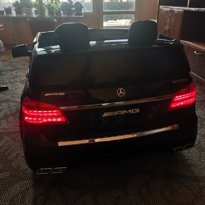 Акумулаторна кола Marcedes-Benz Gls63
