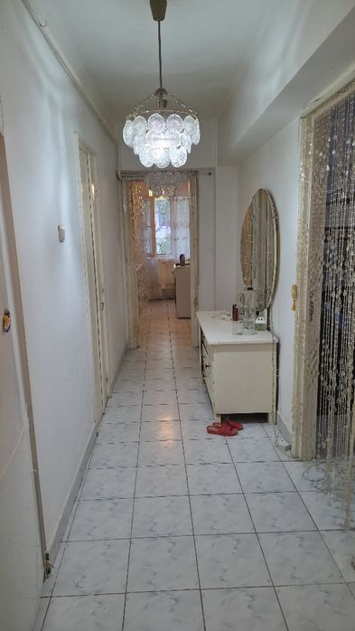 Vand apartament 3 camere, centru