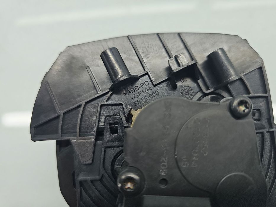 Grila aerisire stanga Jaguar XF (X250) [Fabr 2008-2015] Facelift 6615