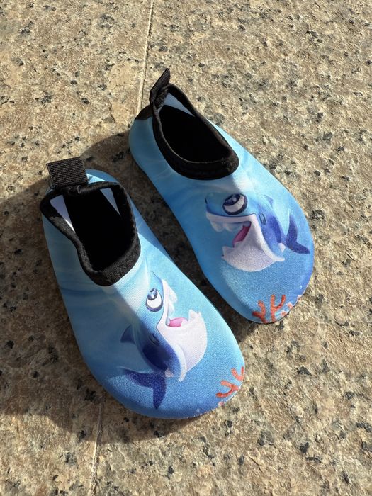 Бебешки обувки за вода