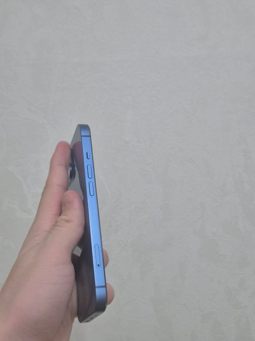 Apple iPhone 13 128GB — Почти идеал, АКБ 85% только продажа!