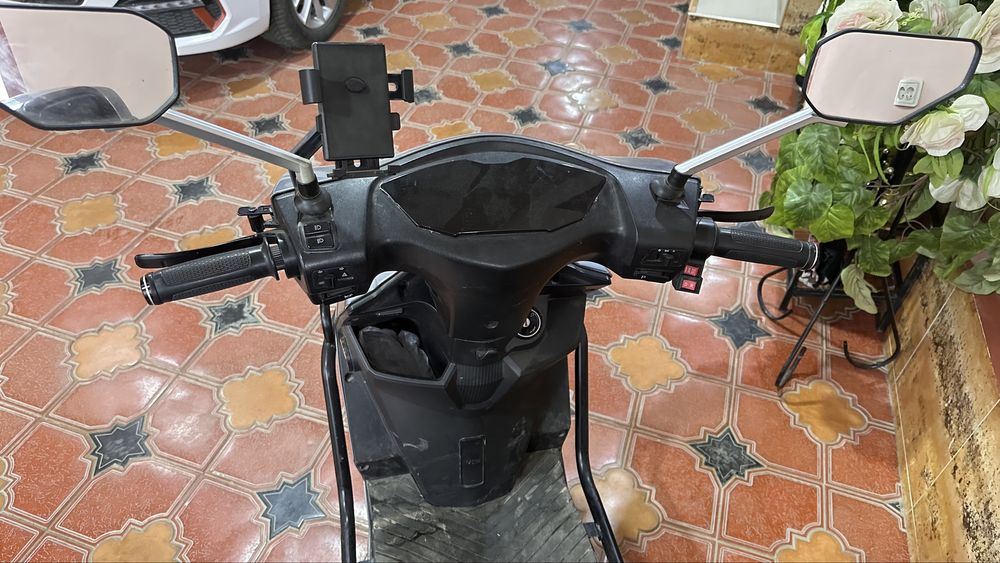 Электроскутер CAVALO 3 колеса, 60 км, пробег 1082 км