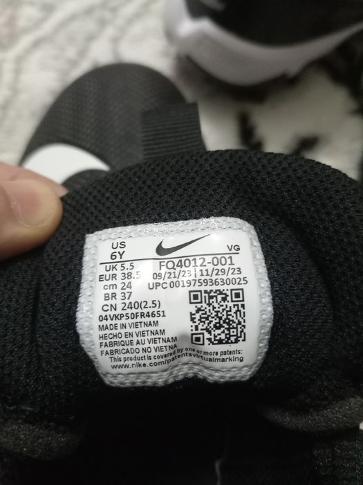 Продаю срочно новые бутсы Нике маде ин Америка