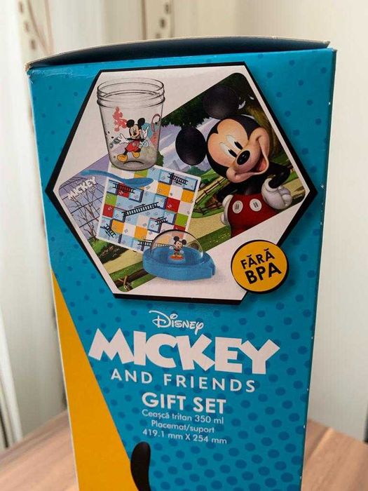 set cadou cu mickey si prietenii