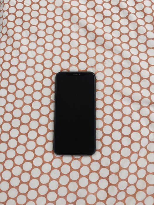 Iphone 11 normal 128gb baterie 68%