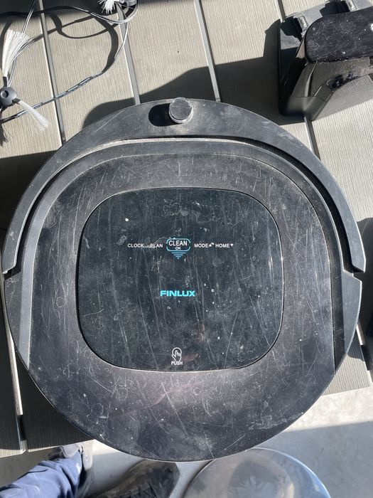 Прахосмукачка робот Finlux