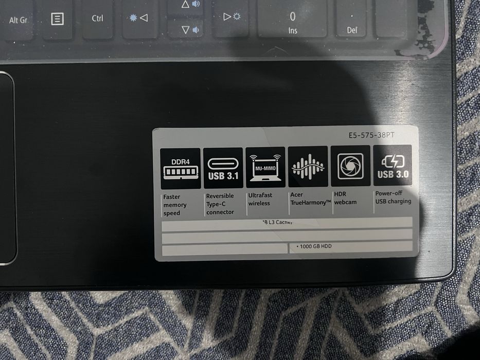 Ноутбук Acer aspire e5