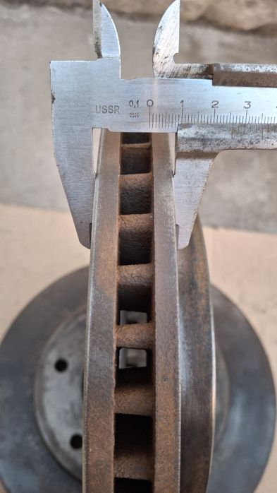 Тормозные диски Pajero 3