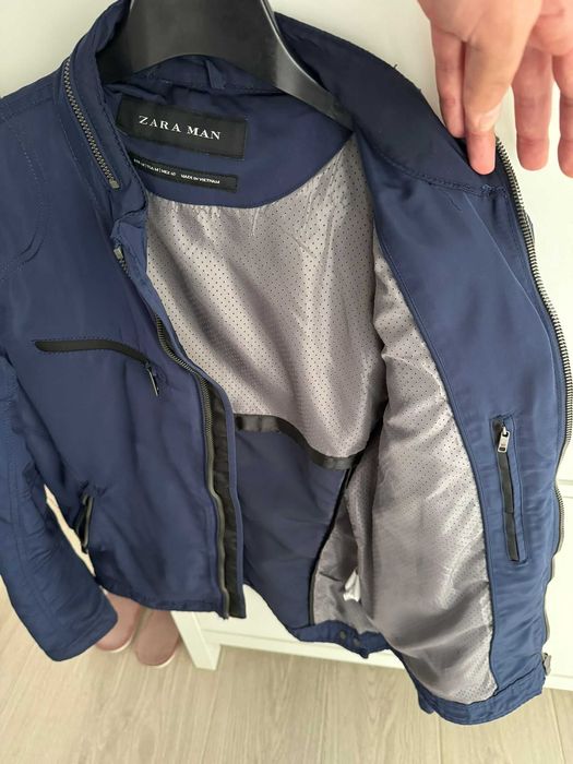 Vand geaca de toamna Zara