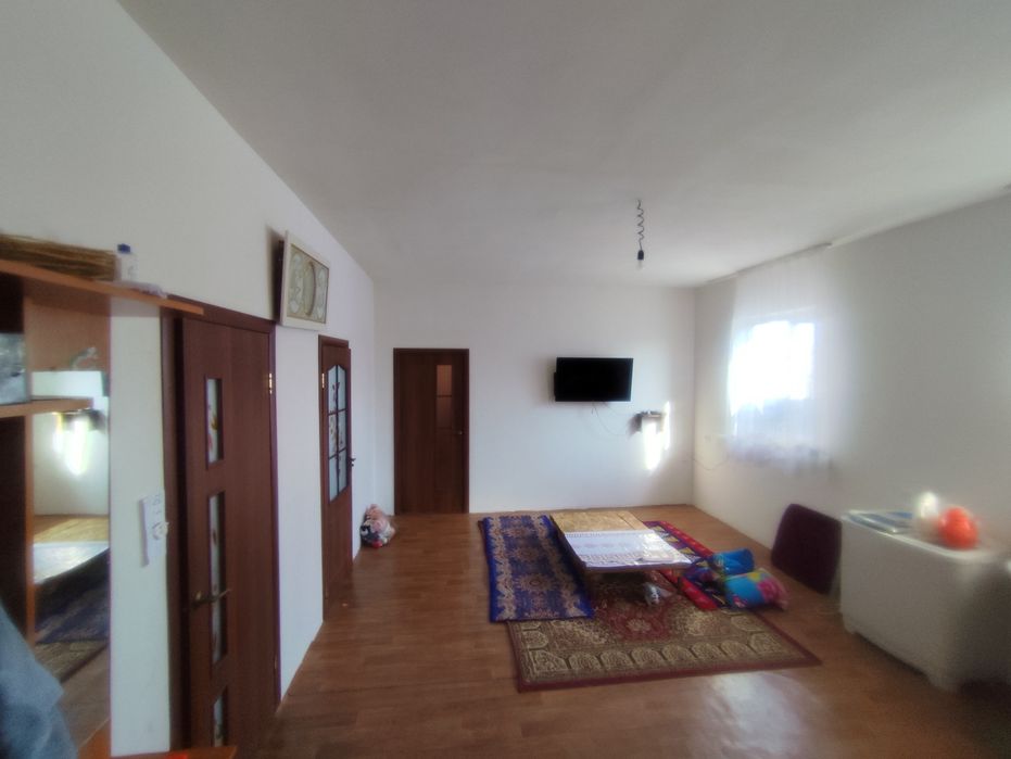 Уй сатылады Тауелсиздик 1б