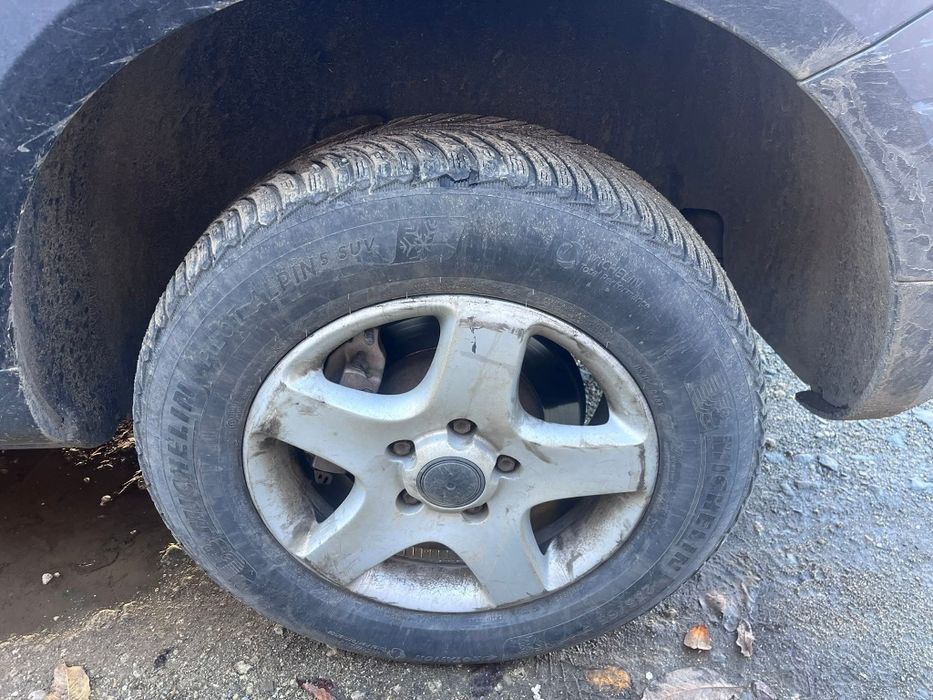 Джанти+зимни гуми 235/65/17 Touareg