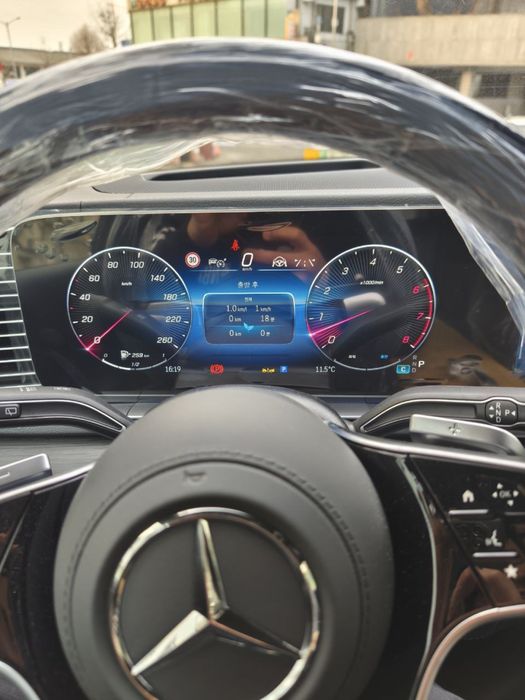 Mercedes Benz GLS 450 модель 2026 год