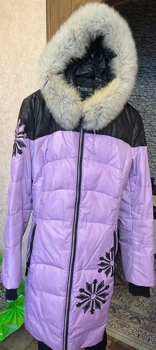 Продам зимние пуховики