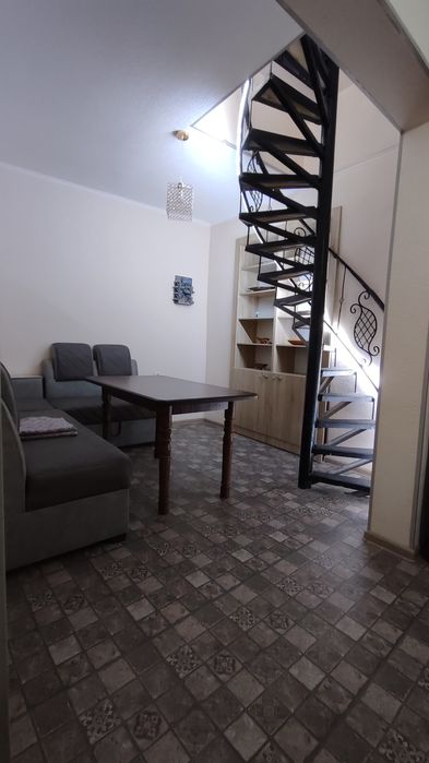 Сдается 2х этажный коттедж