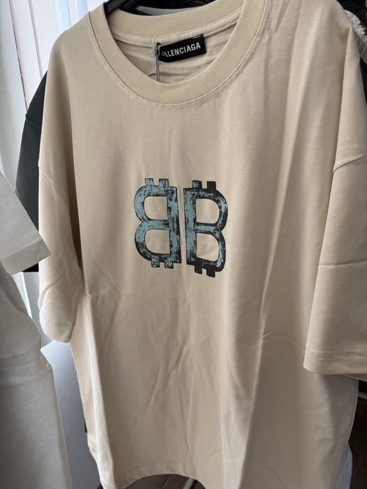 Мъжки тениски различни модели