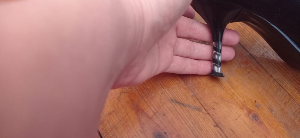 Дамски официални обувки с токче номер 39