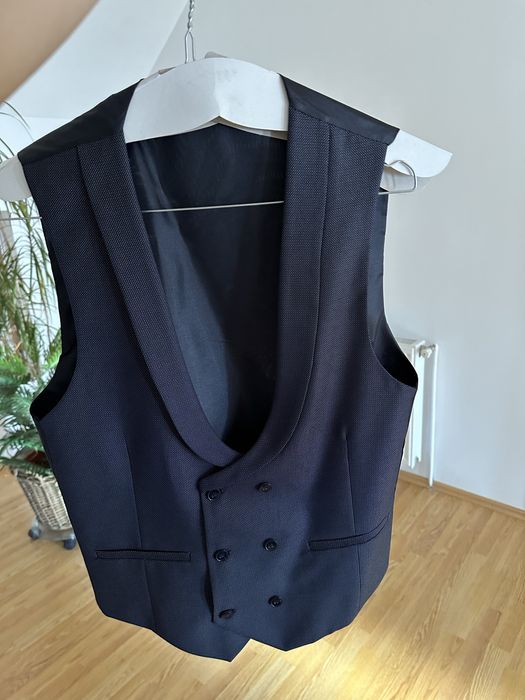 Set sacou si vesta, costum, barbati