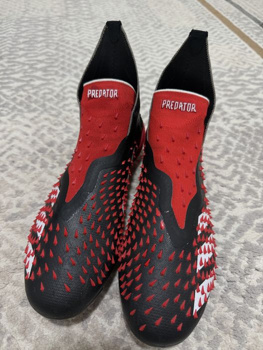 бутсы Adidas Predator