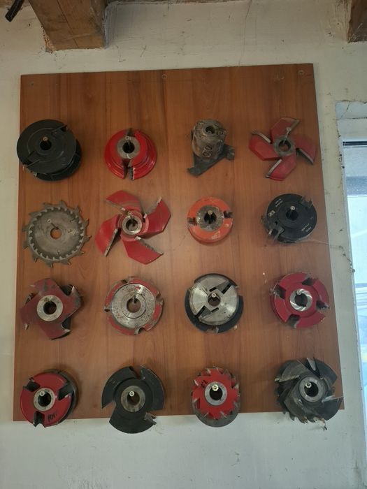 Masina industriala de frezat MARTIN T25 cu diverse accesorii