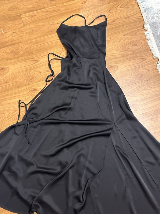 Платье черное на завязках XS