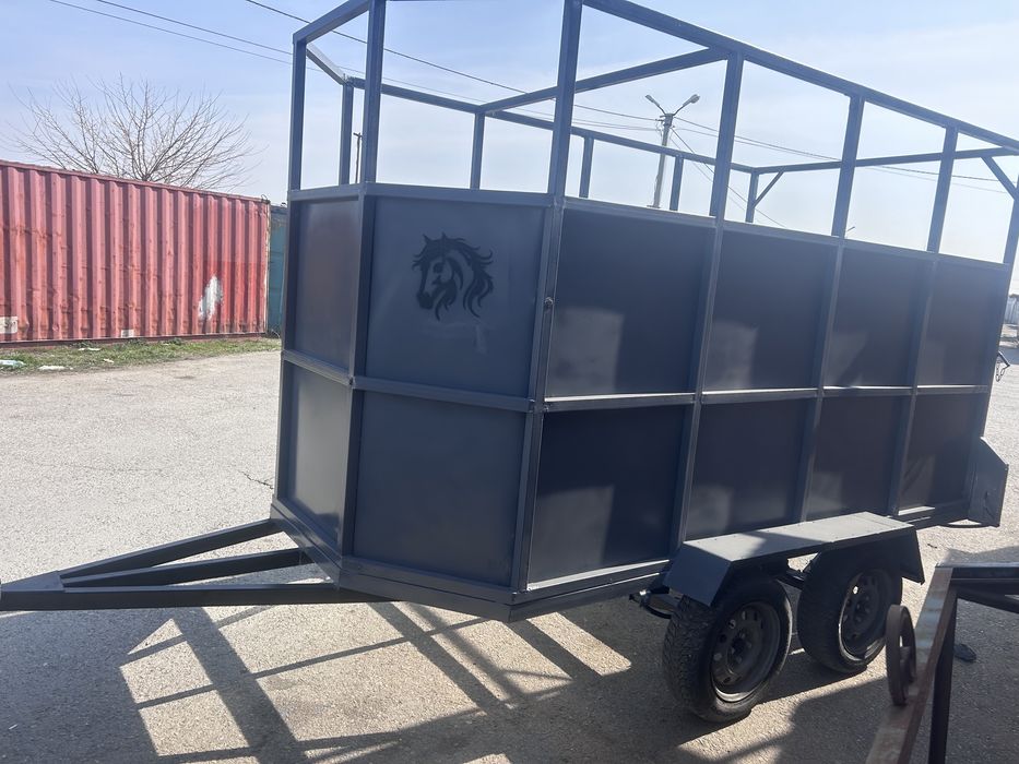 Прицеп сатылады.