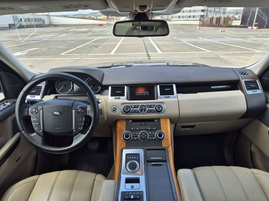 Range Rover L320 Autobiography ; 2013 ; 53.000km ; SDV6