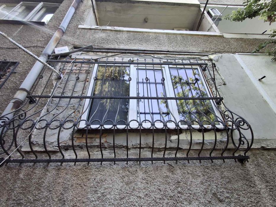 Решетка за прозорец