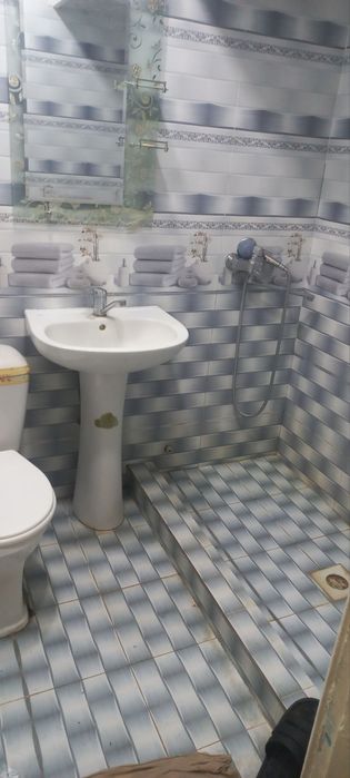 Уй сотилади 3-этаж 1хона