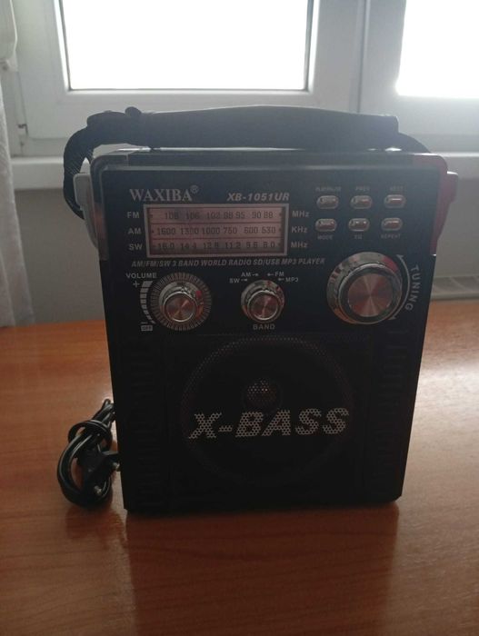 Radio Portabil WAXIBA XB-1051UR / MP3 Player, USB, Card SD, AUX / X-Bass