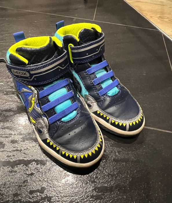 Детски обувки geox