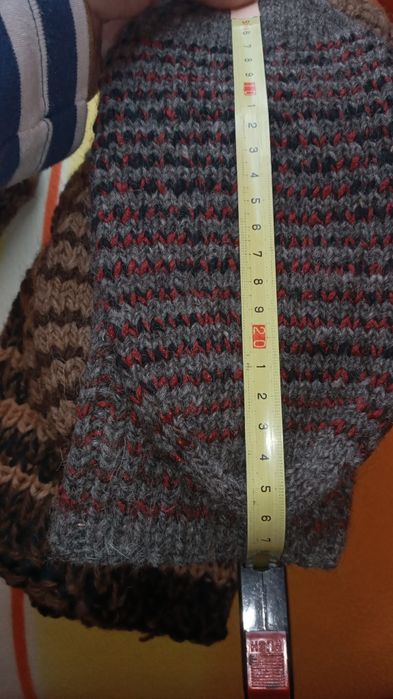 Вълнени чорапи ръчно плетени